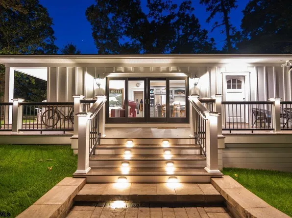 7109 English Creek Ave, Egg Harbor Township, NJ 08234