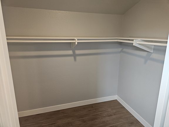 2nd image of 23122 Yvette Ln