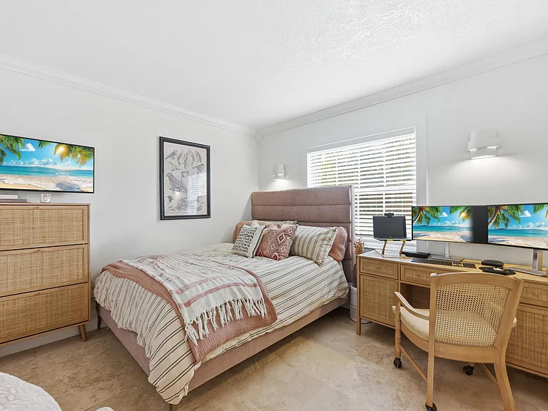 1155 Lake Shore Dr #202 — Photo 28