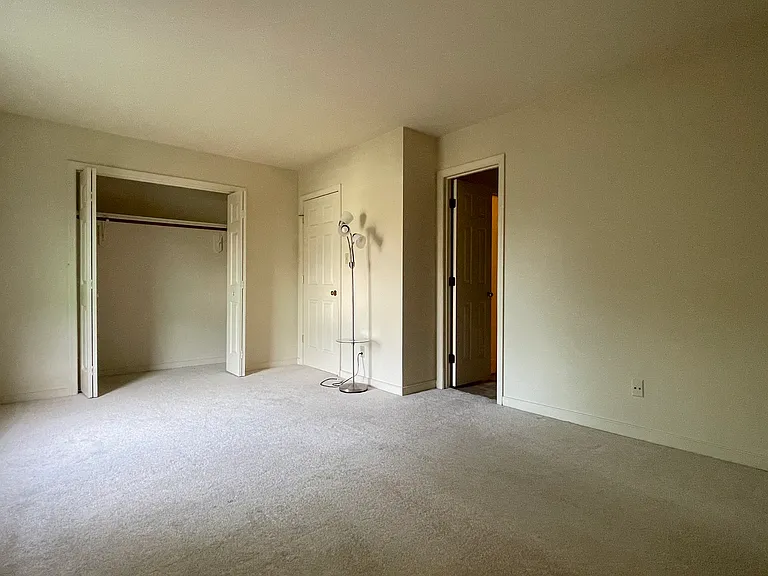 8703 Hermitage Trace Ct — Photo 17