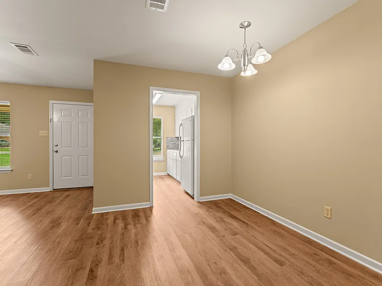 29511 Burns Ln — Photo 6