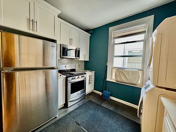 2nd image of 65 73rd St #2