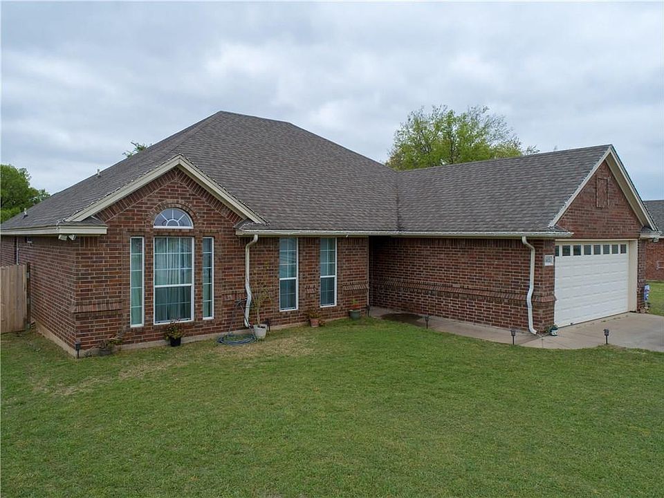 1st image of 3605 Mandy Dr