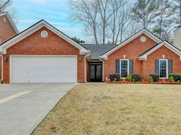 1296 Mandalay Ct SW, Lilburn, GA 30047