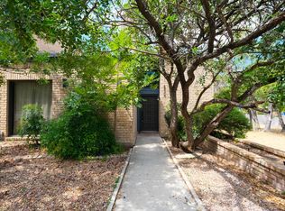 8935 Willmon Way, Windcrest, TX 78239