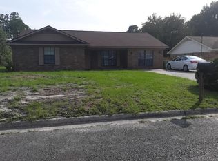 209 Whitetail Cir, Hinesville, GA 31313