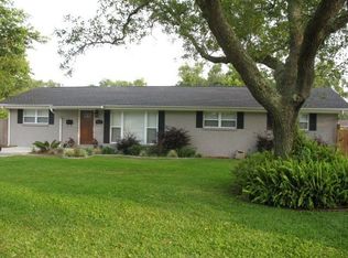 425 Cumberland Ave, Gulf Breeze, FL 32561