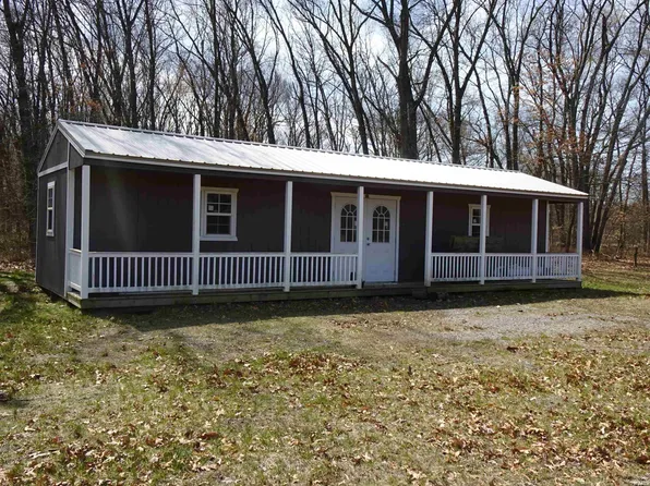 11795 E Division Rd, Knox, IN 46534