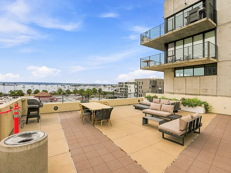 1780 Kettner Blvd #516 — Photo 43