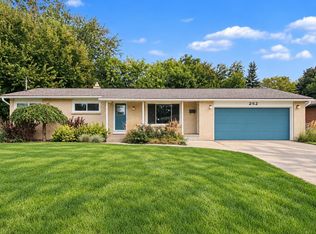 252 Edison Park Ave NW, Grand Rapids, MI 49504