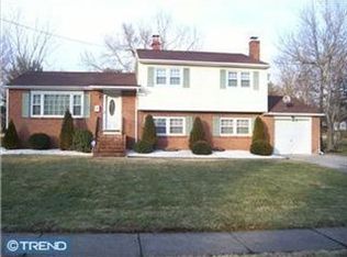 24 Allen Ln, Lawrence Township, NJ 08648