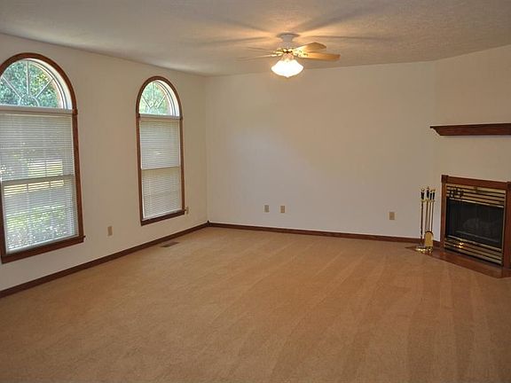 4th image of 861 W Melchoir Dr N