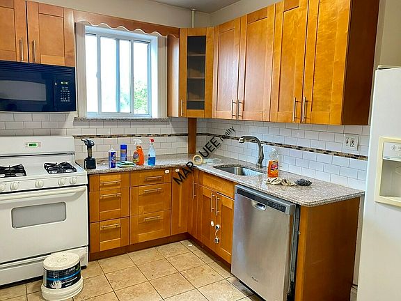 2nd image of 28-50 37th St #C4