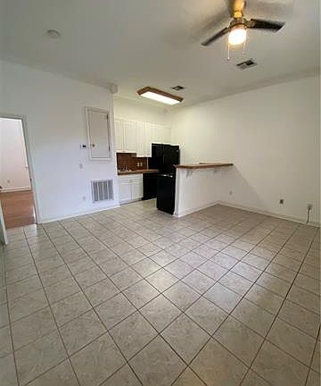 5th image of 2752 Canal St APT B