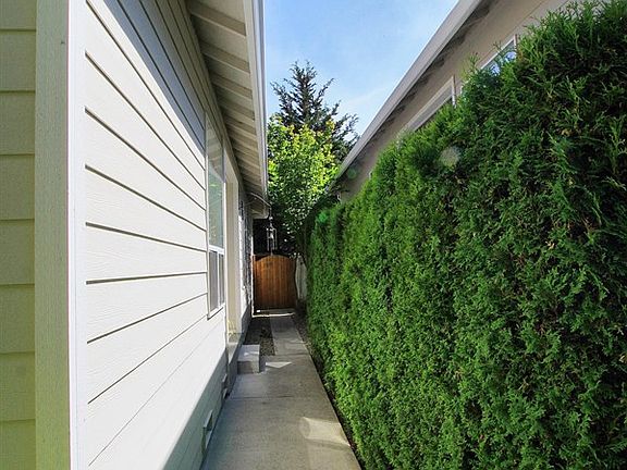 2nd image of 2718 143rd St SW #B