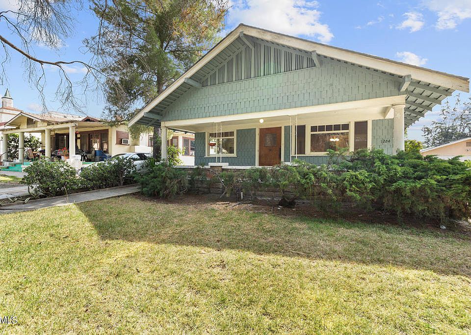 1st image of 1284 Wesley Ave