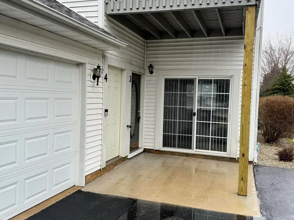 10226 Monarch Rd Unit 3, Roscoe, IL 61073