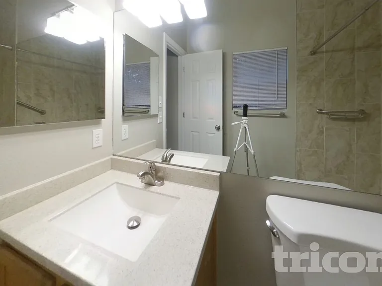 8195 Radcliff Dr — Photo 8
