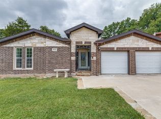 5924 Maceo Ln, Fort Worth, TX 76112