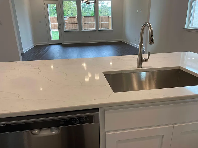 Kitchen Island with Upgraded shink