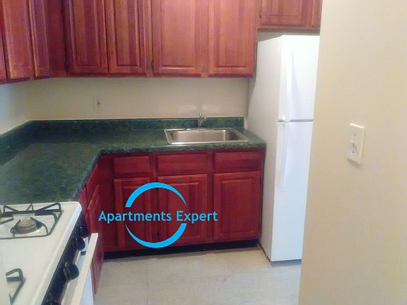 3rd image of 304 W 148th St APT 4A