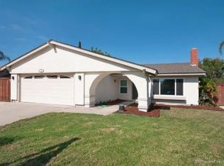 525 Topaz Ct, Escondido, CA 92027