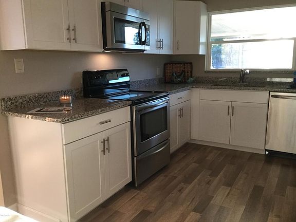 3rd image of 4455 Keats Ave