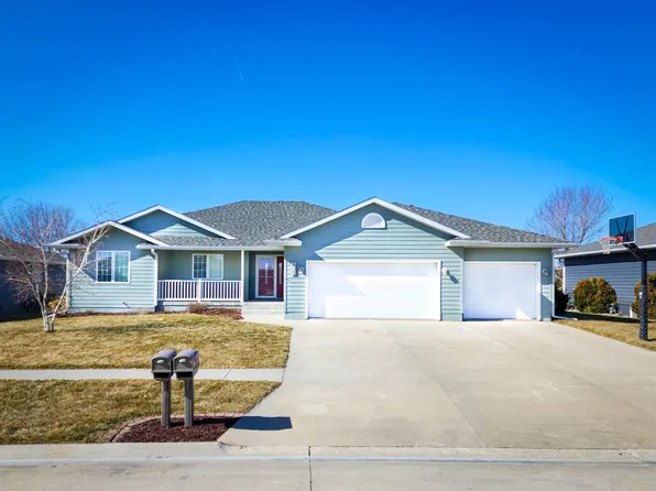 905 Wildwood St, Norfolk, NE 68701