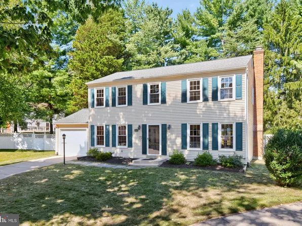 2509 Lindley Ter, Rockville, MD 20850