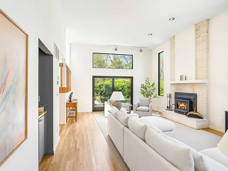 37 Bay Woods Dr — Photo 6