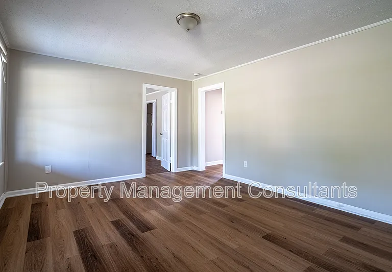 2208 Old Gurley Pike — Photo 6