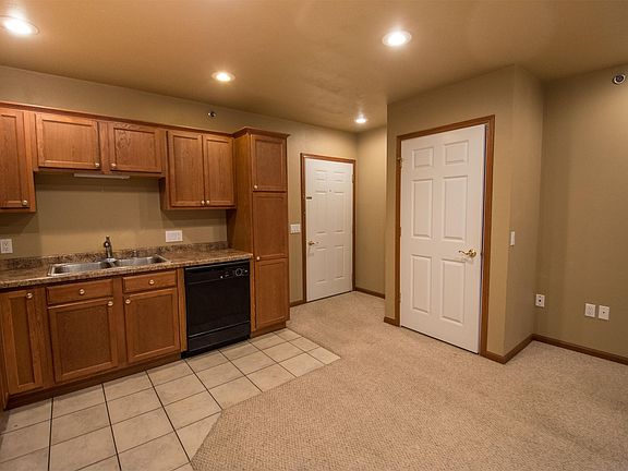 2nd image of 830 E Elm Dr #10602545