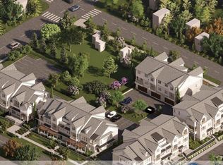 254 High St UNIT 15, Fontana, WI 53125