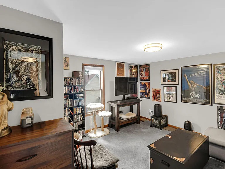 6516 Lyman Ave — Photo 12