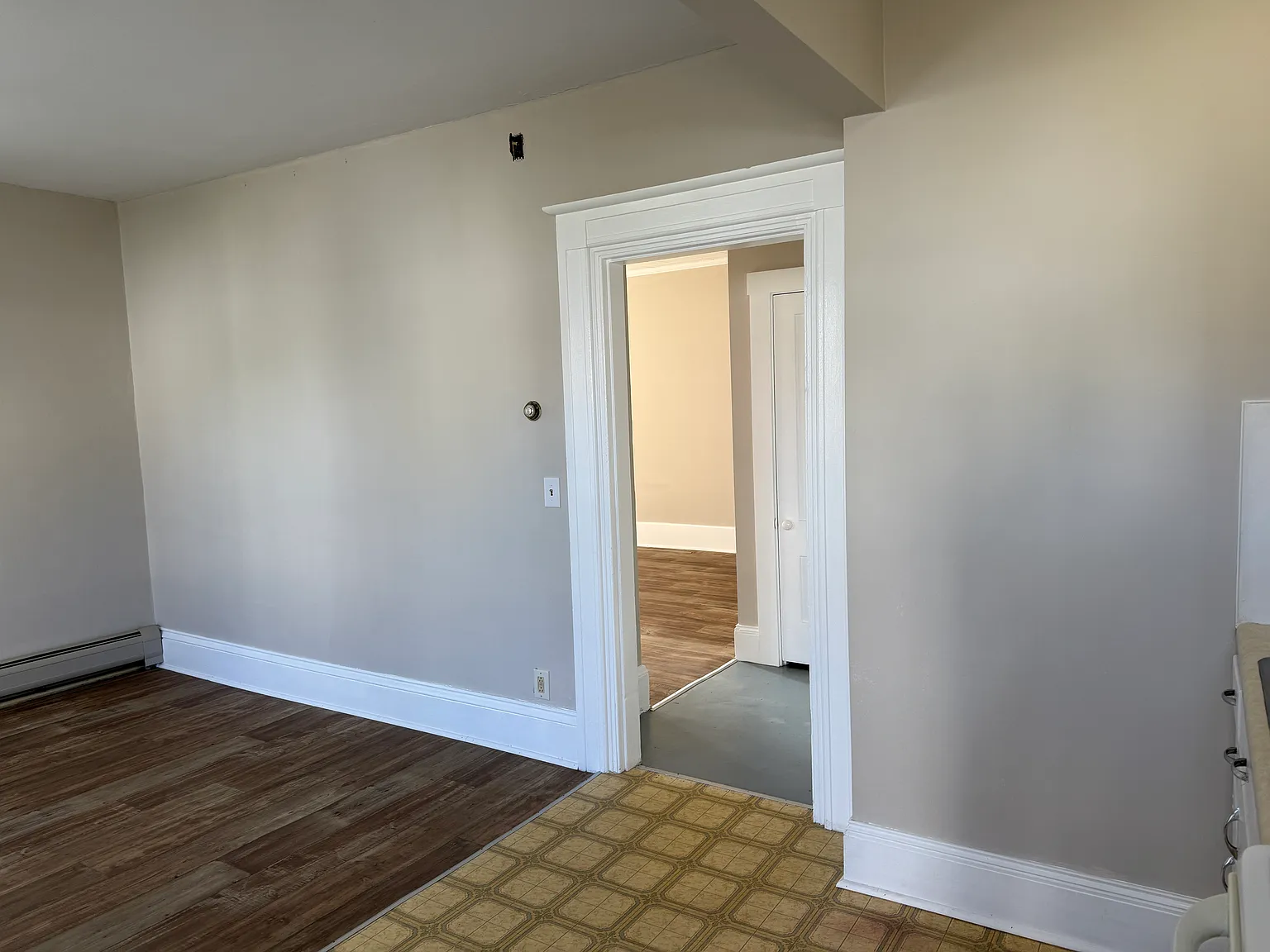 1 bed, $950 — Photo 2