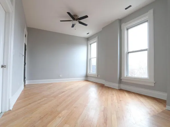 1942 S Carpenter St, Chicago, IL