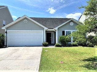 8 Sandy Point Way, Port Wentworth, GA 31407