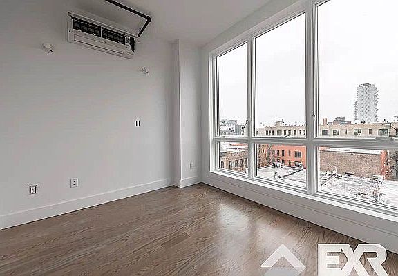 3rd image of 1365 Nostrand Ave #7E