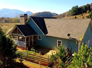 152 Sourwood Ln, Clyde, NC 28721