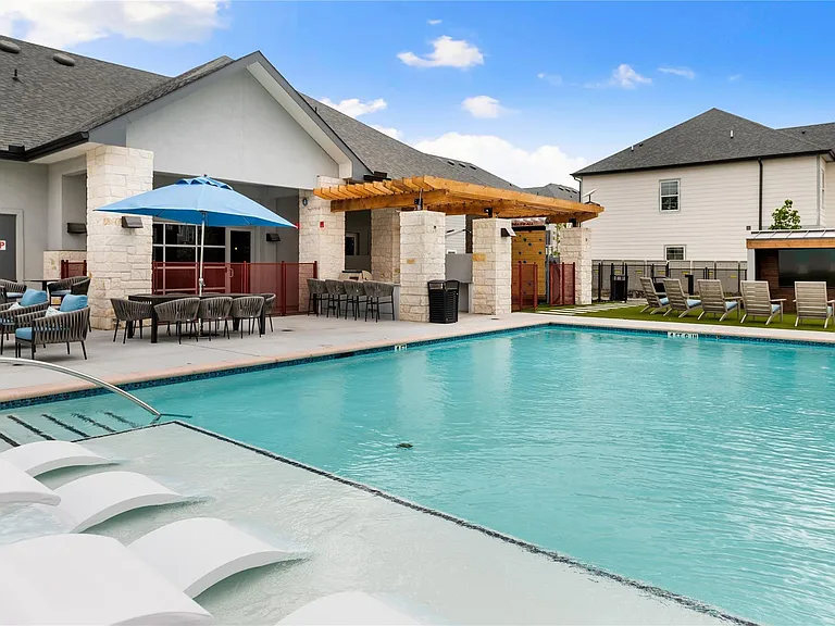 28325-128 Birnham Woods Dr — Photo 30