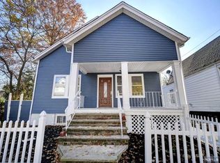 95 Melville Pl, Irvington, NJ 07111