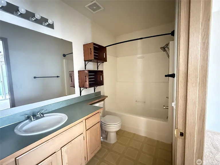 4725 Concordia Ln SE — Photo 10