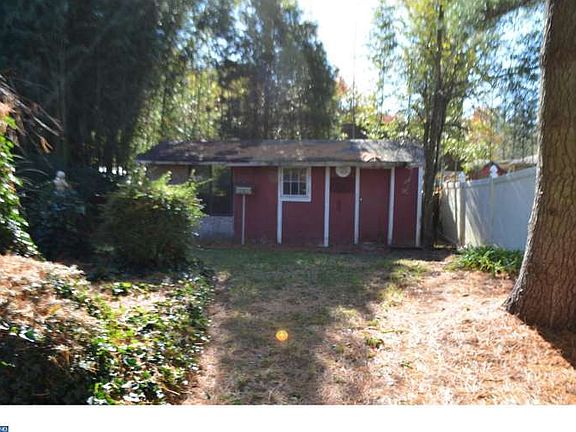 5th image of 104 Garwood Dr