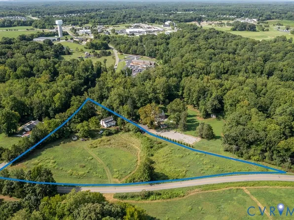 1744 Saint Matthews Ln, Richmond, VA 23233