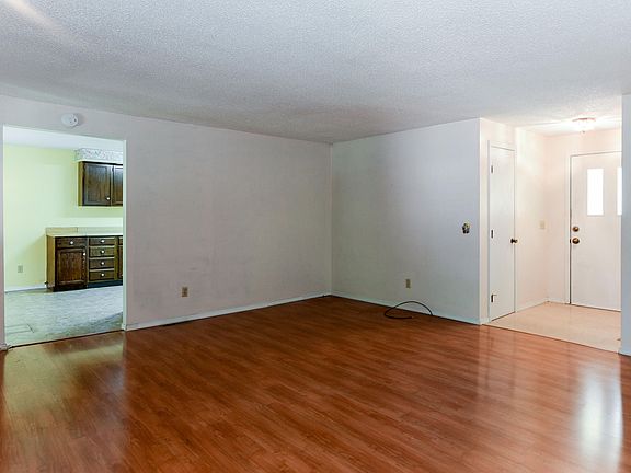 3rd image of 2125 S Farm Road 133