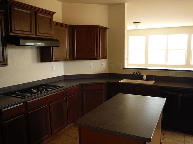 2nd image of 6939 Wrangell Loop NE