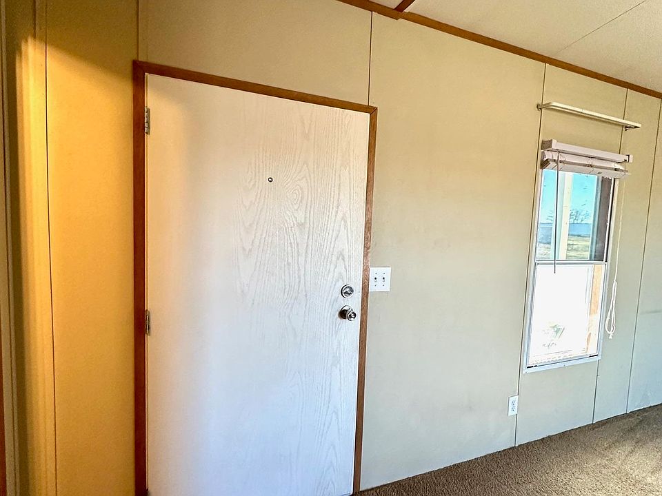 206 E Skeleton Rd Waukomis OK Zillow