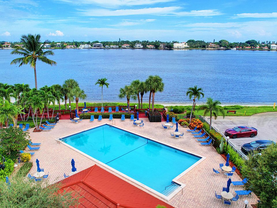 Half Moon Bay Condominiums 106 Half Moon Cir Lake Worth FL Zillow