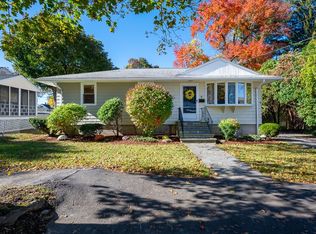 4 Harold St, Worcester, MA 01604