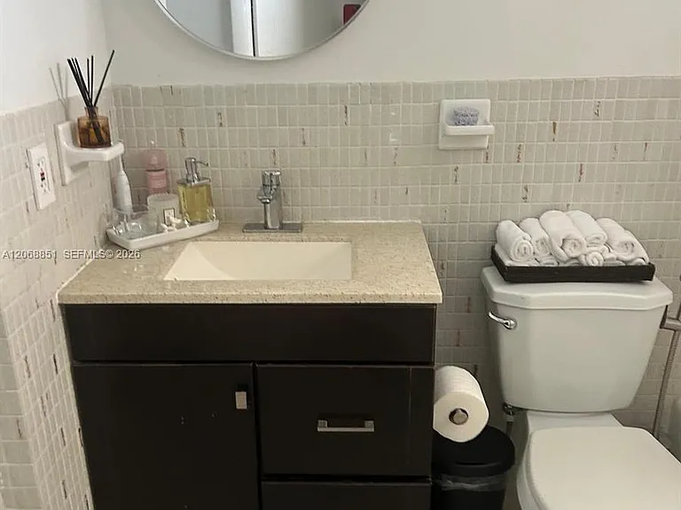 2851 Leonard Dr #J503 — Photo 7